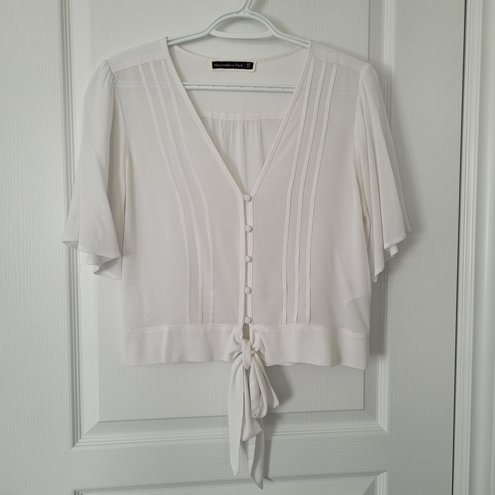 Abercrombie & Fitch Button-Down Blouse